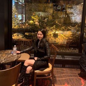 Meet your Posher, Diem